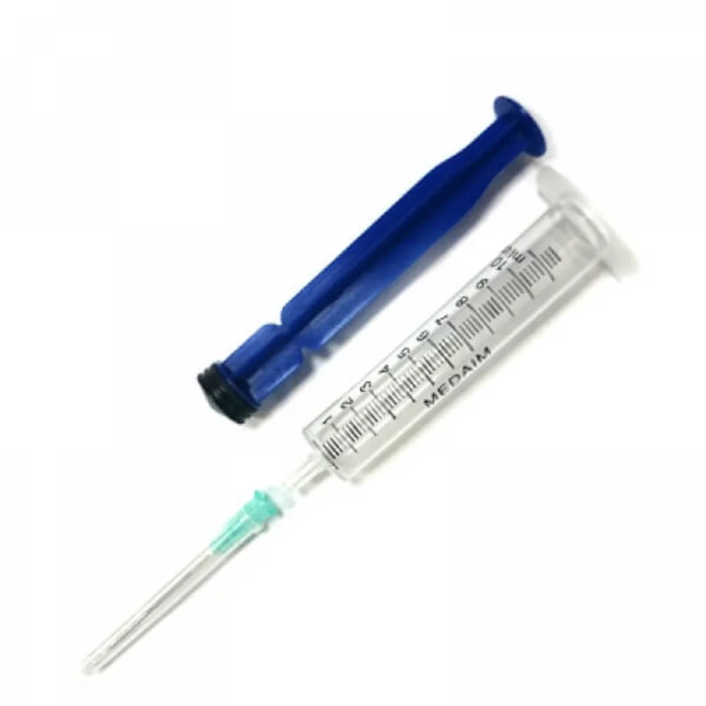 Шприц одноразовый 10мл трехкомпонентный Chirana Luer с иглой 0,80мм x 40мм (21G х1 1/2") №100