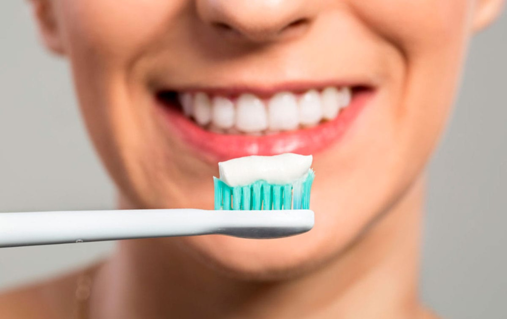 Уход за полостью рта после. Гигиена полости рта. Зубная паста. Гигиена зубов. Индивидуальная гигиена полости рта.
